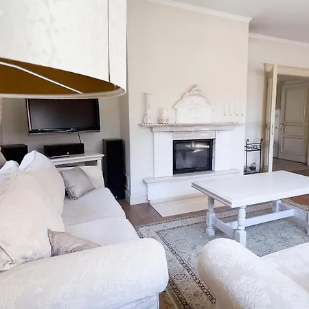 Golden - Elegant Family With Garden Near Krakow Węgrzce