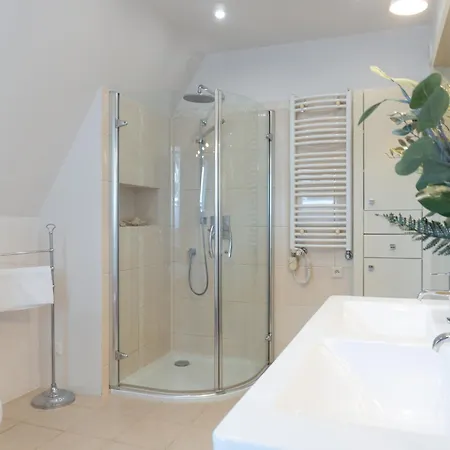 Villa Golden - Elegant Family With Garden Near Krakow Węgrzce