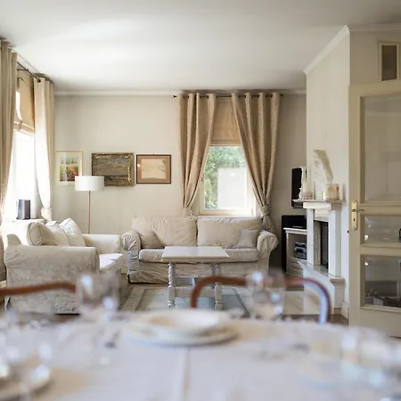 Golden - Elegant Family With Garden Near Krakow Βίλα Węgrzce