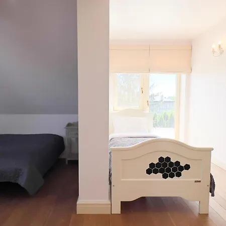 Golden - Elegant Family With Garden Near Krakow Βίλα Węgrzce