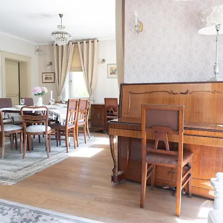 Golden - Elegant Family With Garden Near Krakow Villa