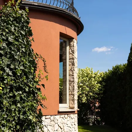 Βίλα Golden - Elegant Family With Garden Near Krakow