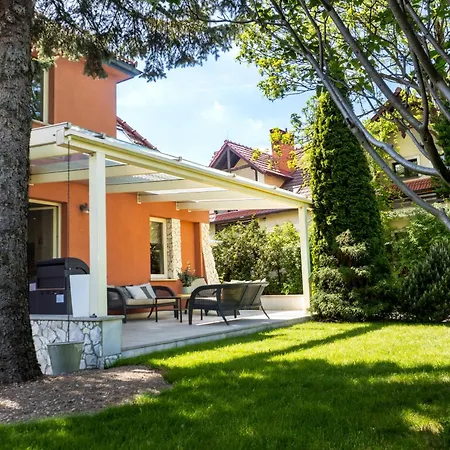 Golden - Elegant Family With Garden Near Krakow Villa